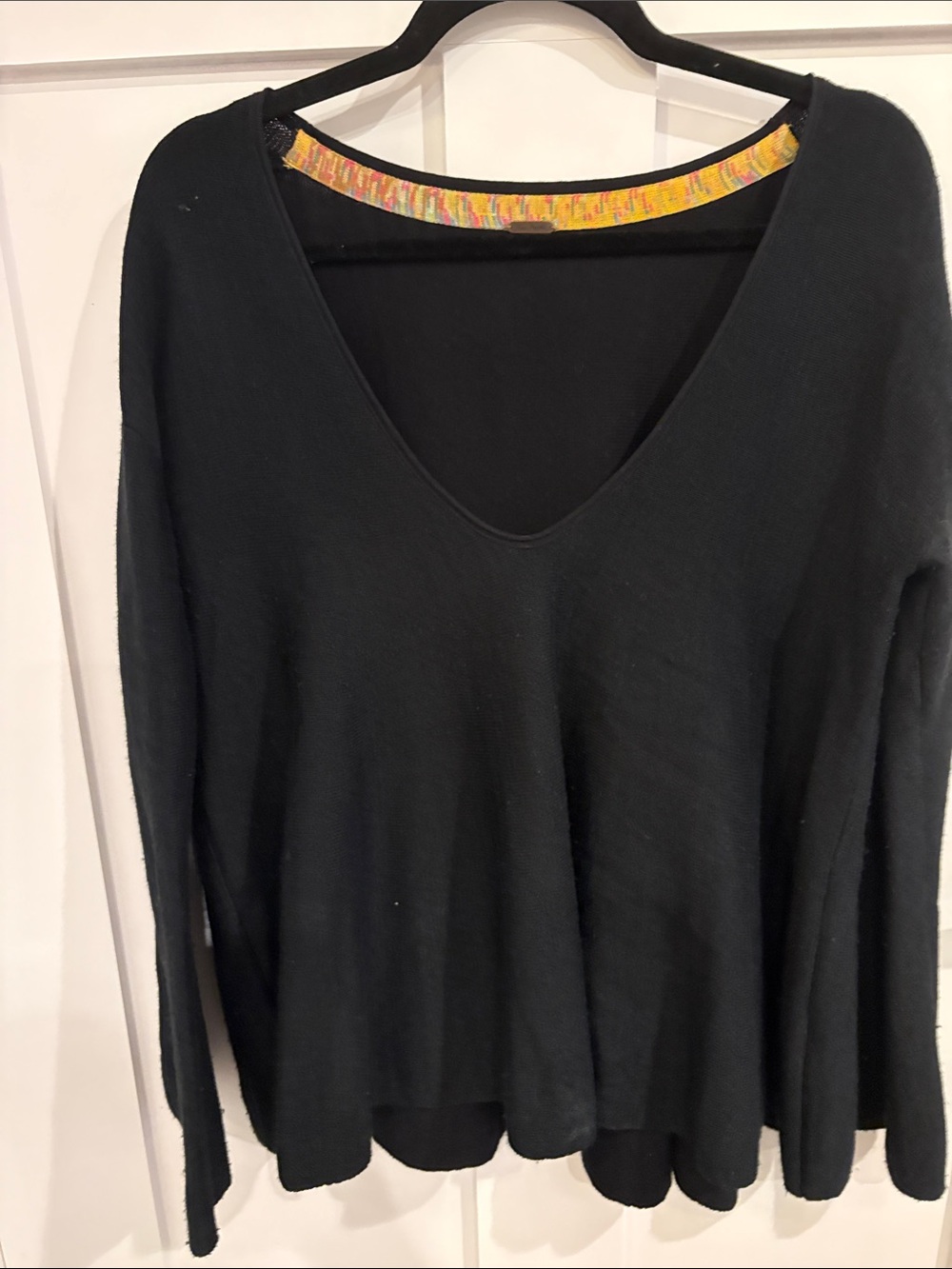 Free People Black V-Neck Lightweight Pullover